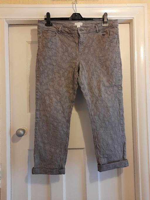 Buy & Sell Lancashire Blackpool - Photos for Monsoon 3/4 jeans.