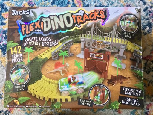 Buy & Sell West Sussex Crawley - Photos for Flexi Dino Tracks Playset