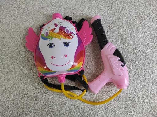 Buy & Sell Bedfordshire Luton - Photos for kids unicorn back pack water gun