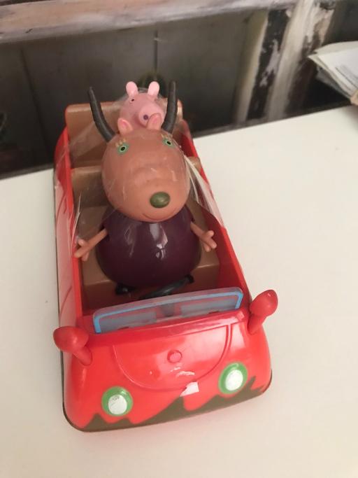 Buy & Sell Northumberland East Hartford - Northumberland - Photos for PEPPA PIG CAR AND CHARACTERS - TOY