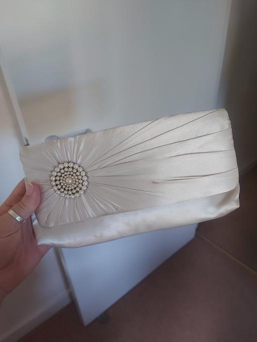 Buy & Sell Surrey Spelthorne - Photos for Ivory Satin Clutch Bag