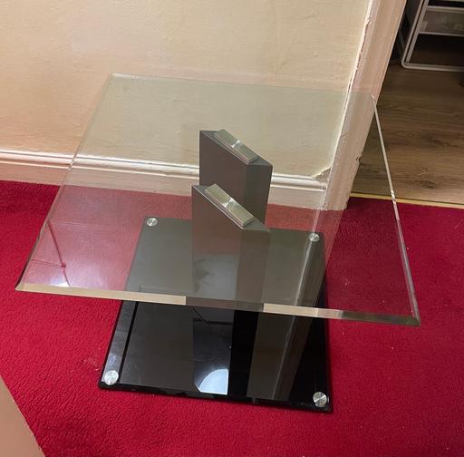 Buy & Sell Merseyside Saint Helens - Photos for Glass corner table