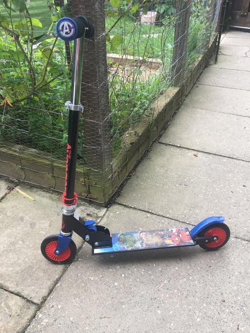 Buy & Sell West Sussex Crawley - Photos for The Avengers Folding Inline Scooter