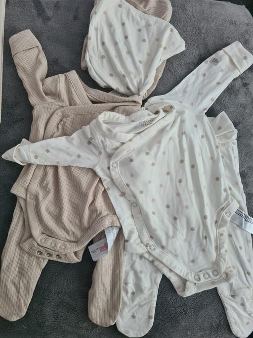 Buy & Sell Nottinghamshire Gedling - Photos for Neutral Baby 6 piece set size 3-6M