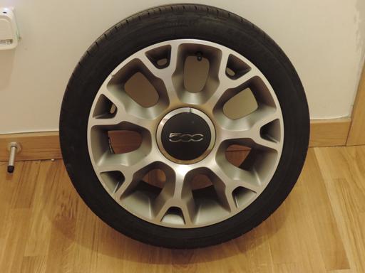 Vehicles Essex Southend-on-Sea - Photos for Fiat 500 16” alloy wheel with Goodyear tyre