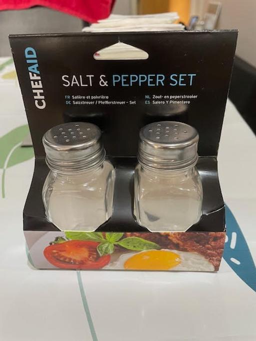 Buy & Sell South East London Surrey Quays - South East London - Photos for Chef Aid Salt and Pepper Shakers