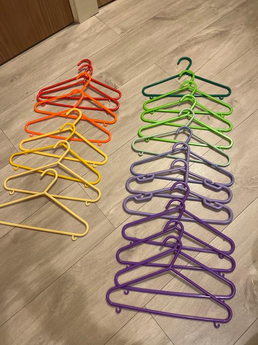 Buy & Sell West London North Kensington - W11 - Photos for 20 children’s hangers