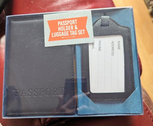 Buy & Sell Blaenau Gwent Georgetown - Blaenau Gwent - Photos for Black Passport holder & luggage tag set. New