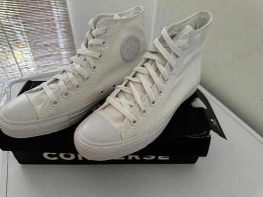 Buy & Sell West Northamptonshire Abington - West Northamptonshire - Photos for Converse Chuck all star hi trainers, white, 7