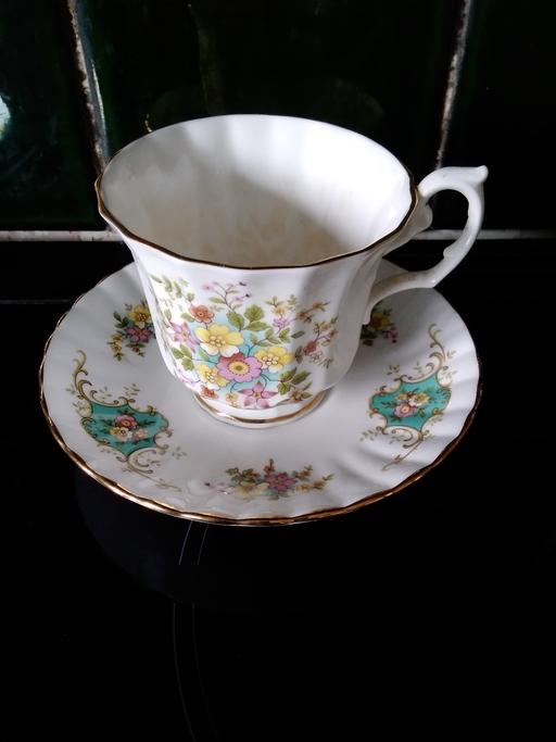 Buy & Sell Pembrokeshire - Wales Pantygrwndy - Pembrokeshire - Photos for Cup & saucer