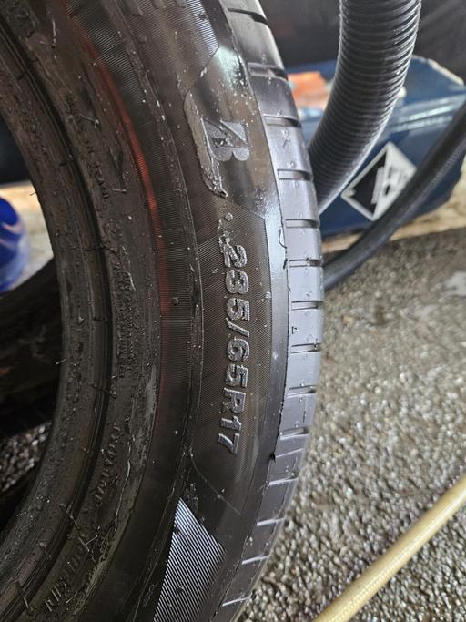 Vehicles West Midlands Birmingham - Photos for tyres x4 6mm tread Bridgestone 235/65/17