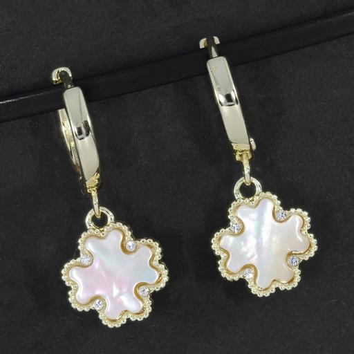 Buy & Sell Lancashire Blackpool - Photos for Clover Mother of Pearl earrings