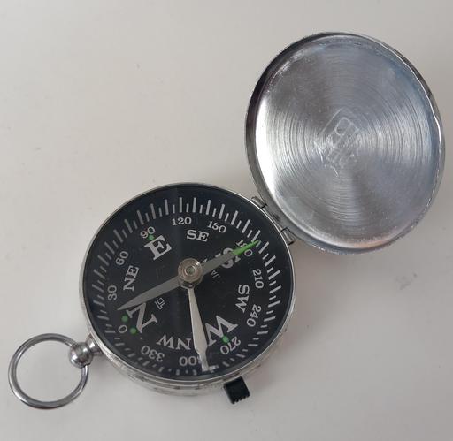 Buy & Sell Merseyside Saint Helens - Photos for vintage pocket compass