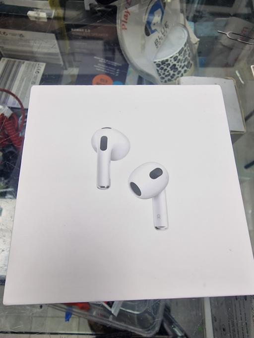 Buy & Sell West London Acton - West London - Photos for AirPods (3rd generation) In good condition c