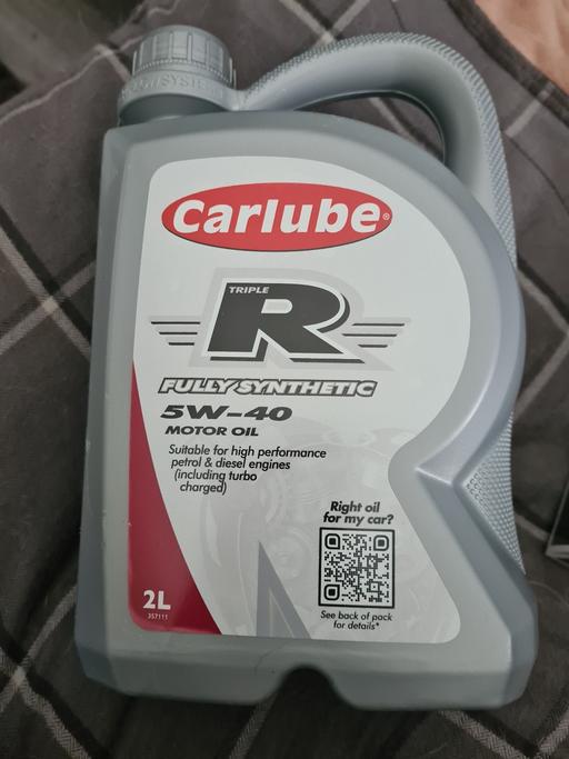 Vehicles West Midlands Birmingham - Photos for New Carlube 5W-40 motor oil 2 liter