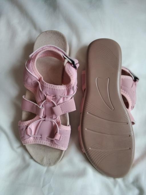 Buy & Sell Greater Manchester Bury - Photos for NEW LADIES LIGHTWEIGHT SANDALS SZ 6 TO 7