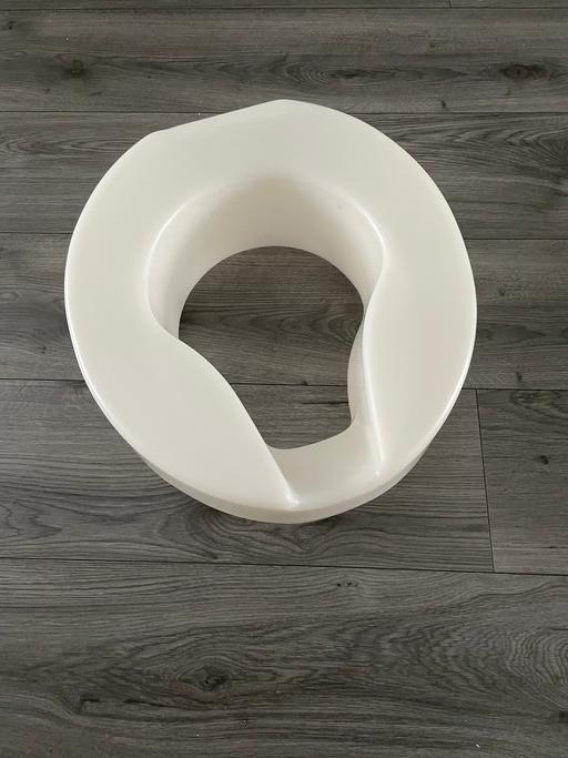 Buy & Sell West Midlands Birmingham - Photos for Raised high toilet seat