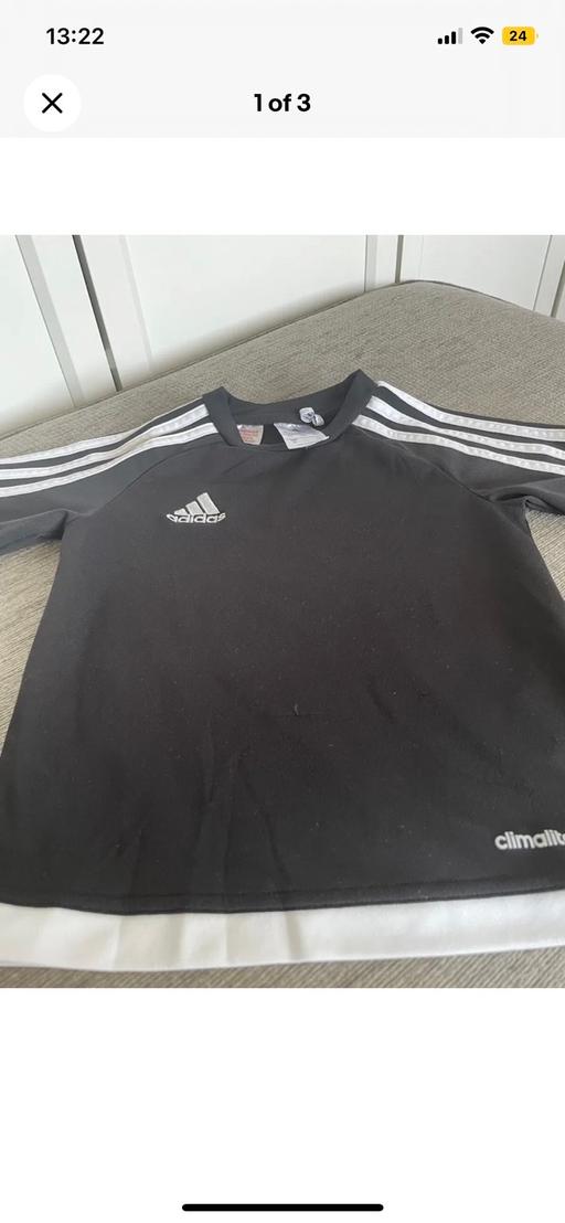 Buy & Sell West Yorkshire Leeds - Photos for Boys Adidas black Three Striped T-Shirt 4-5