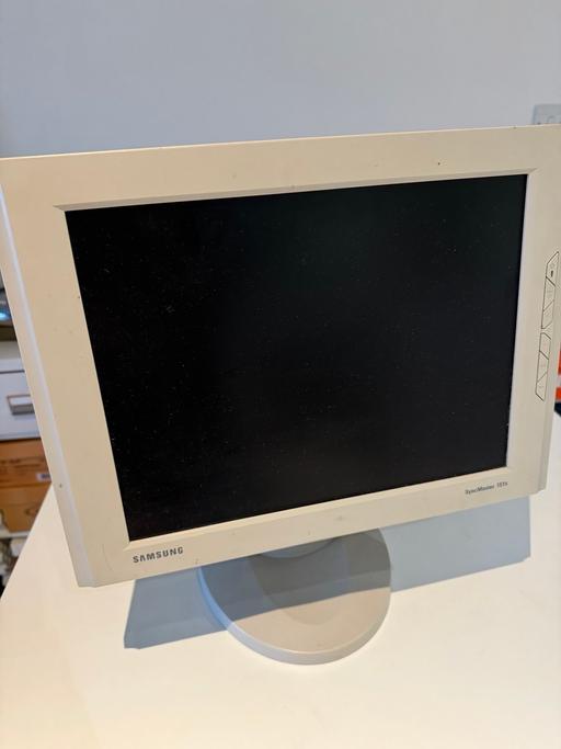 Buy & Sell South East London Camberwell - South East London - Photos for Samsung monitor lcd.