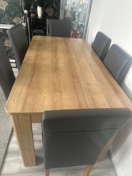 Buy & Sell East London East India - East London - Photos for Table and chair