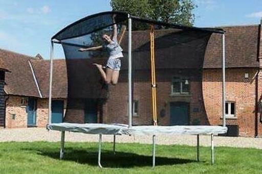 Buy & Sell Warwickshire Warwick - Photos for Sportspower 10ft x 8ft Rectangular Trampoline