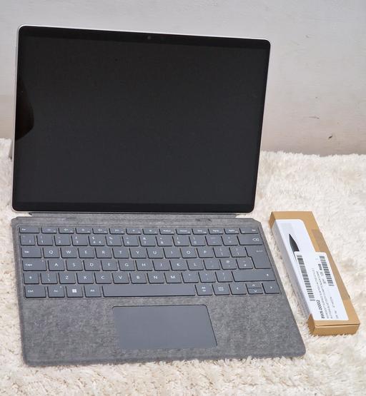 Buy & Sell East London Redbridge - East London - Photos for Microsoft surface pro 8 i7 16GB 256GB