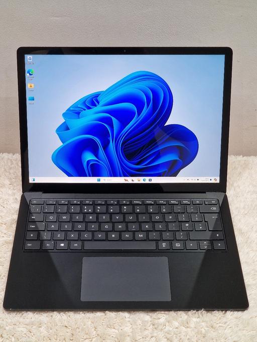 Buy & Sell East London Redbridge - East London - Photos for Microsoft surface laptop 4