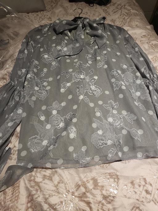 Buy & Sell North London Tufnell Park - North London - Photos for lovely blouse