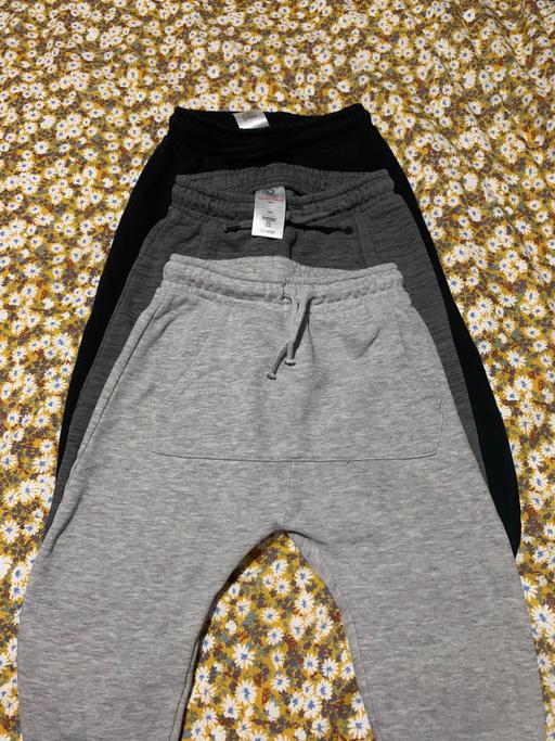 Buy & Sell Buckinghamshire Aylesbury - HP19 - Photos for Boys joggers