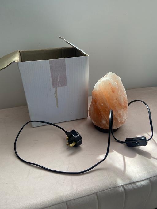 Buy & Sell East London Plaistow - East London - Photos for Salt lamp