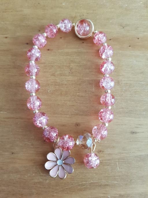 Buy & Sell Lancashire Blackpool - Photos for Pink daisy beaded charm bracelet NEW