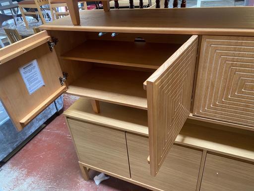 Buy & Sell Warwickshire Warwick - Photos for Grooved Storage 4 Door Sideboard - Pine