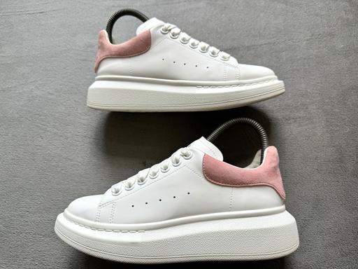 Buy & Sell Lincolnshire North Kesteven - Photos for Alexander McQueen White Suede Pink UK 4