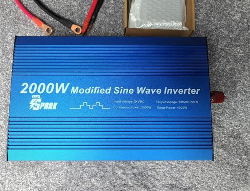 Vehicles West Midlands Birmingham - Photos for Modified sine wave power inventer 2000w