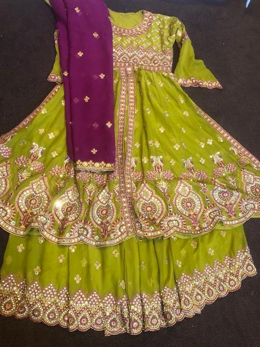 Buy & Sell East London Upton Park - East London - Photos for Asian wedding dress