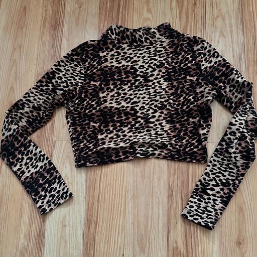 Buy & Sell South West London Earlsfield - South West London - Photos for Leopard print crop top