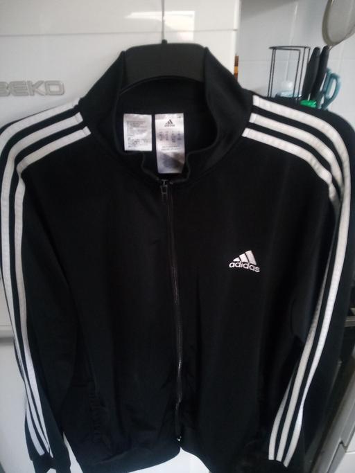 Buy & Sell South East London Peckham - South East London - Photos for Genuine Adidas Tracksuit Top