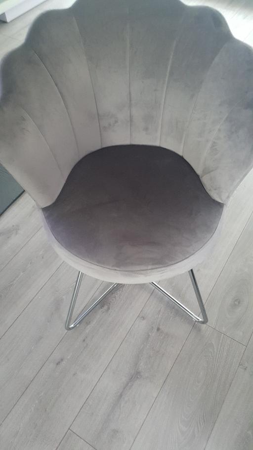 Buy & Sell West London Hillingdon - Photos for Silver Grey Shell Chair