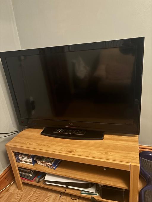 Buy & Sell West Midlands Walsall - Photos for BARGAIN!- BUSH 43” TV & Wooden Stand