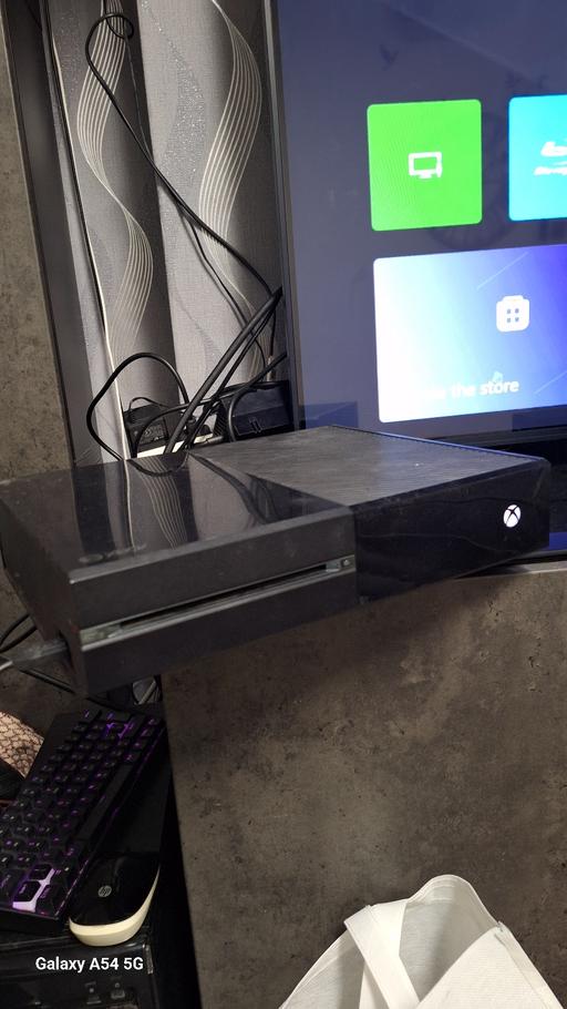 Buy & Sell Hammersmith West London - Photos for Faulty xbox one