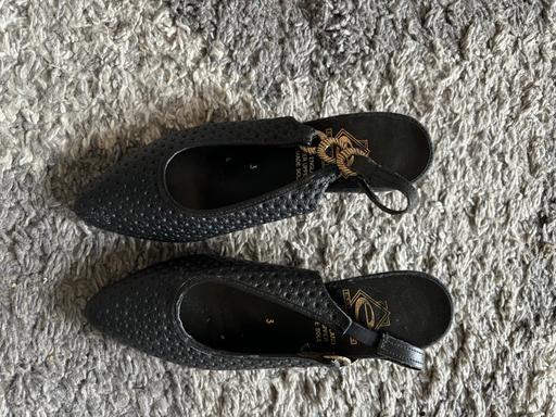 Buy & Sell West London Hammersmith and Fulham - Photos for Black shoes size 3