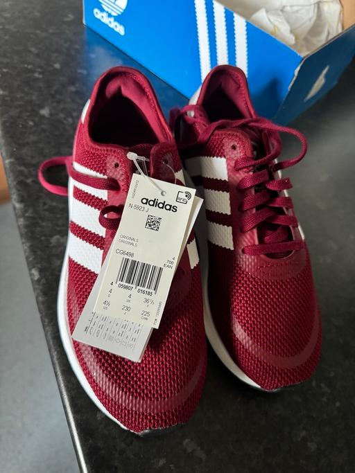 Buy & Sell East London Becontree - East London - Photos for Adidas trainers