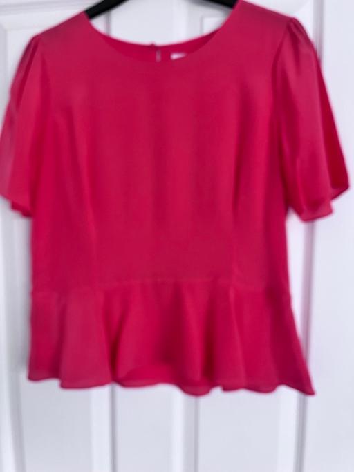 Buy & Sell Hertfordshire Broxbourne - Photos for L K Bennett size 14 coral pure silk top