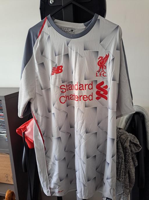 Buy & Sell Merseyside Wirral - Photos for football shirt