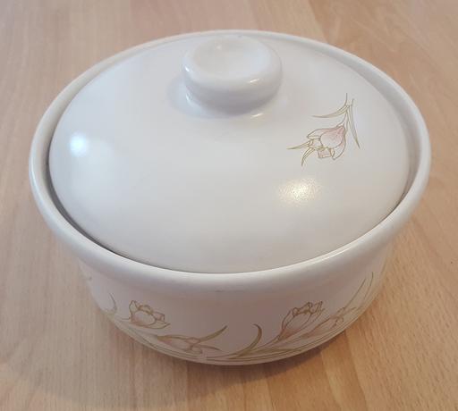 Buy & Sell Surrey Waverley - Photos for Stoneware Casserole Dish - 9