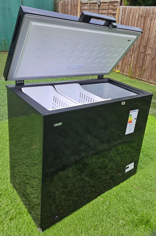 Buy & Sell Swan Village Sandwell - Photos for LOGIK chest freezer (200L) - Delivery Availab