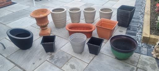 Buy & Sell West Midlands Walsall - Photos for Large Plant pots assortment Inc one tall sto