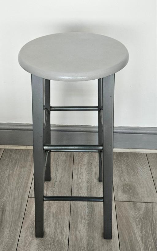 Buy & Sell East London Walthamstow - East London - Photos for Kitchen/Bar Stool