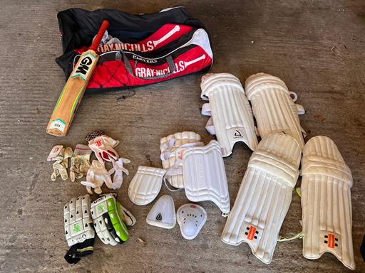 Buy & Sell East London Cann Hall - East London - Photos for Gray Nicolls Cricket Set with bag