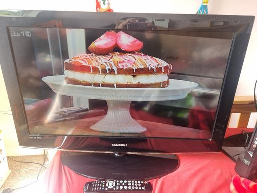 Buy & Sell Greater Manchester Bolton - Photos for 32inch no smart tv